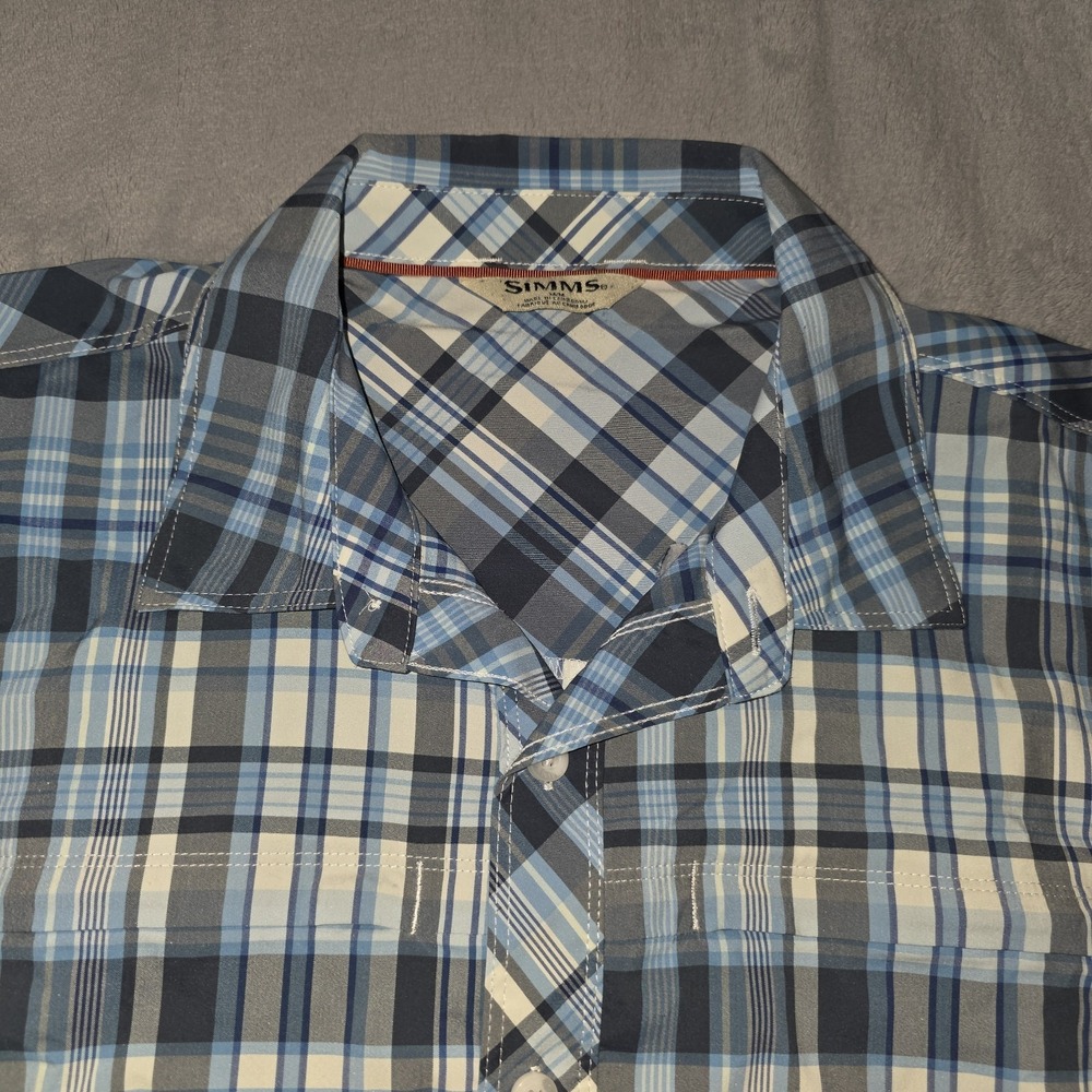 Simms Fishing Shirt Mens Medium Plaid Western Long‎ Sleeve Button Up Performance